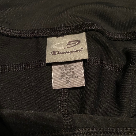 Cropped Champion Mesh Detail Leggings - Picture 2 of 3